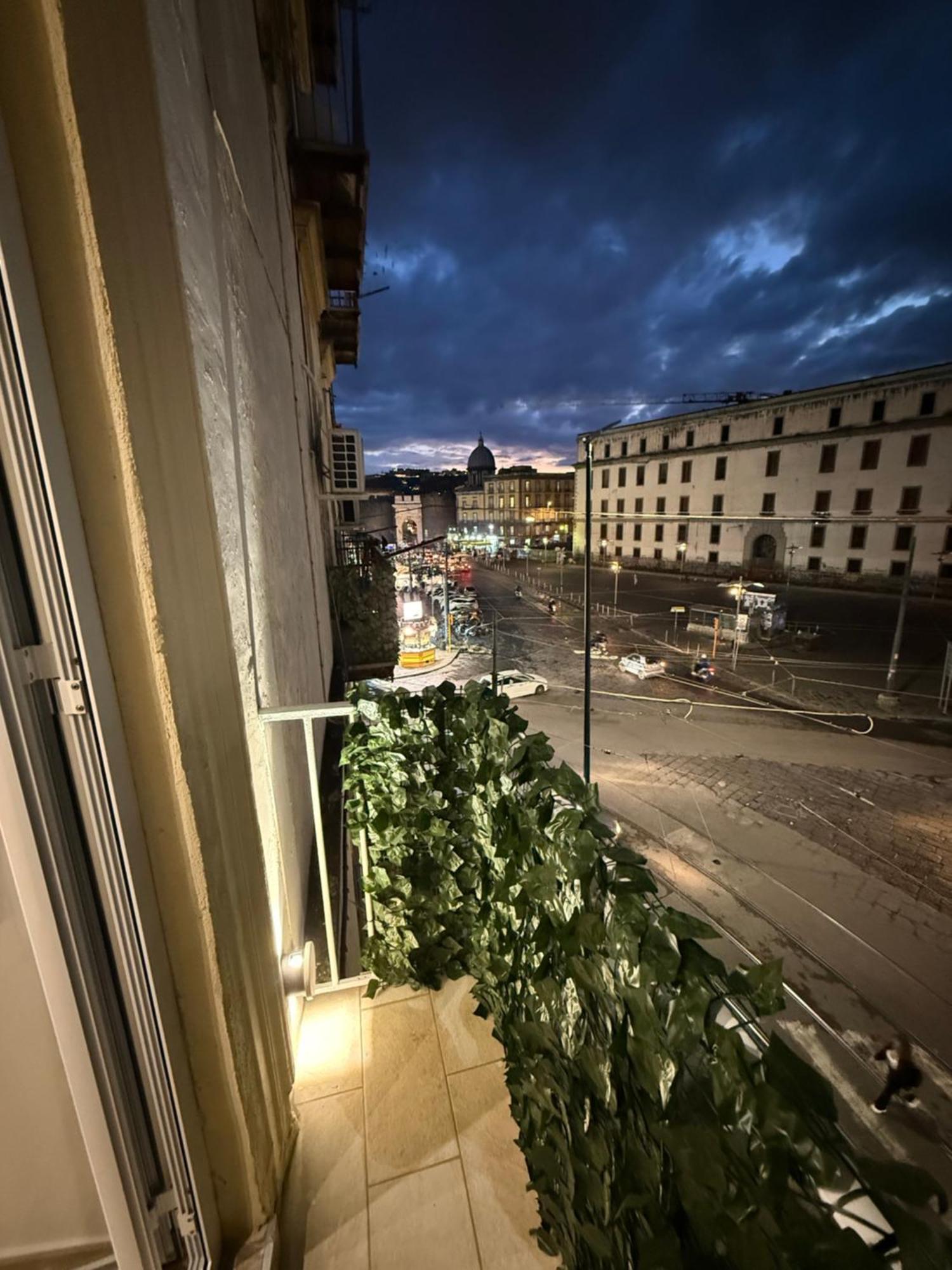 Il Regno Di Napoli Hotel Exterior foto